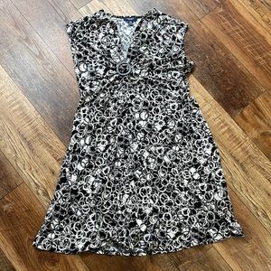 Chaps. Size PXL. Black and white sleeveless dress.